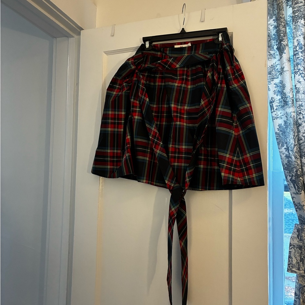 Vineyard Vines Red and Black Plaid A-Line Skirt